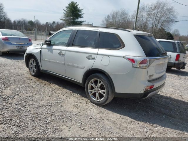 JA4AD3A38FZ000264 Mitsubishi Outlander Se
