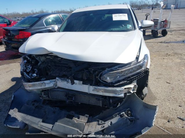 1HGCV1F33JA164135 Honda Accord Sport