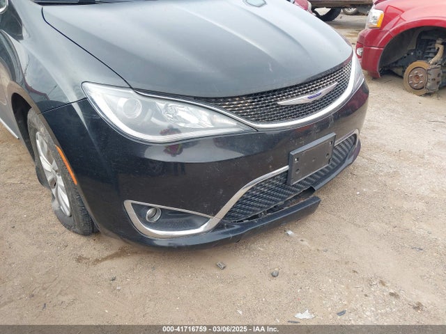 2C4RC1BGXKR651322 Chrysler Pacifica Touring L
