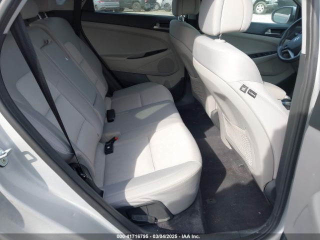 KM8J3CA21JU816783 Hyundai Tucson Value
