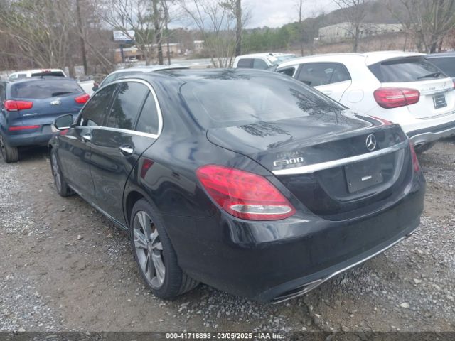 55SWF4JB8GU104407 Mercedes-Benz C 300 Luxury/sport