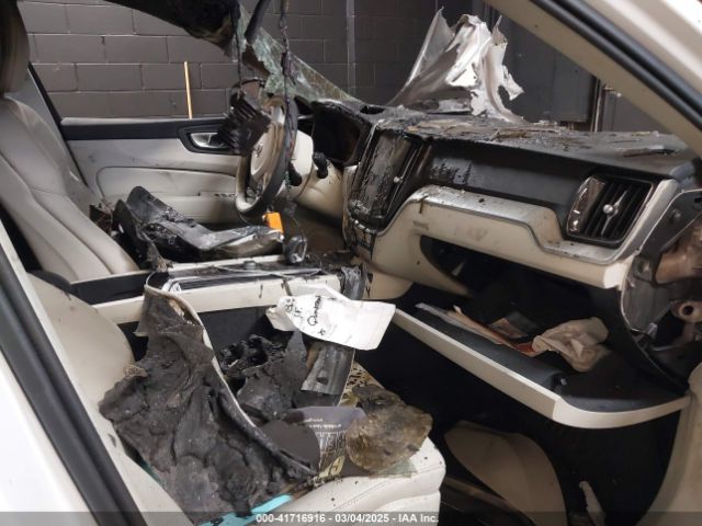 2025 VOLVO XC60 YV4M12RC4S1112737 Photo 4
