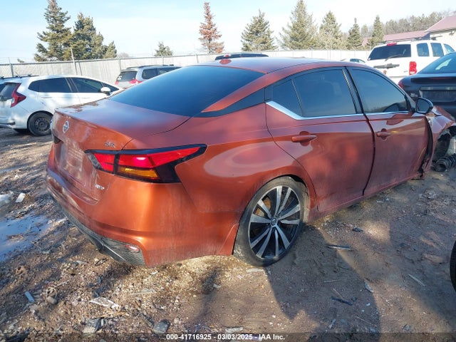 1N4BL4CW4KC209501 Nissan Altima 2.5 Sr