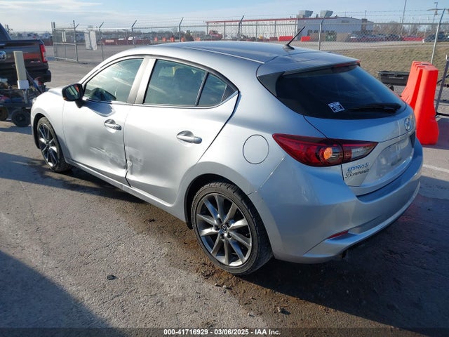 3MZBN1L35JM236953 Mazda Mazda3 Touring
