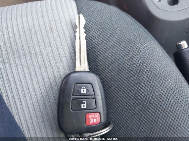 JTDKDTB34F1103091 Toyota Prius C Two