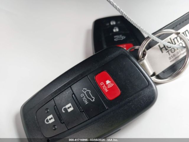 JTMRWRFV1RJ058543 Toyota Rav4 Hybrid Xle