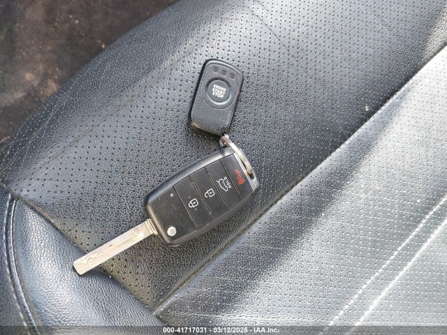 5XYPHDA50GG142782 KIA Sorento 3.3l Ex