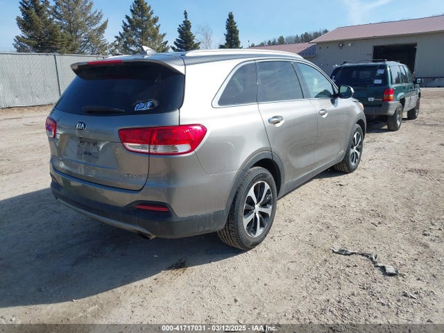 5XYPHDA50GG142782 KIA Sorento 3.3l Ex