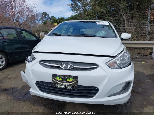 KMHCT5AE8HU315026 Hyundai ACCENT SE