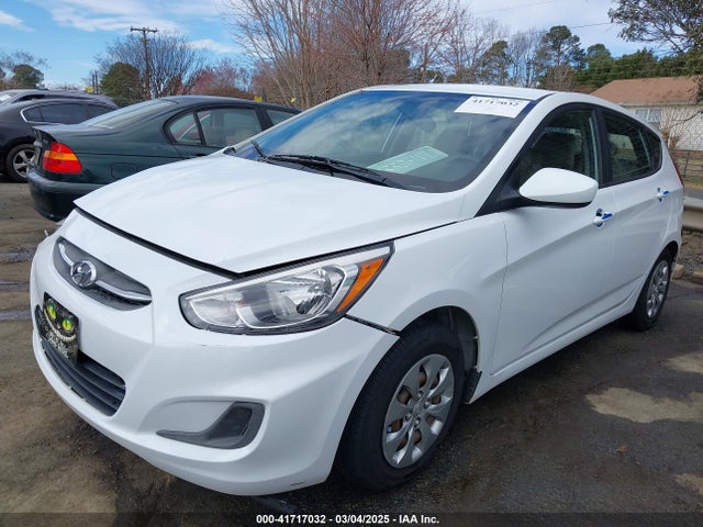 KMHCT5AE8HU315026 Hyundai ACCENT SE