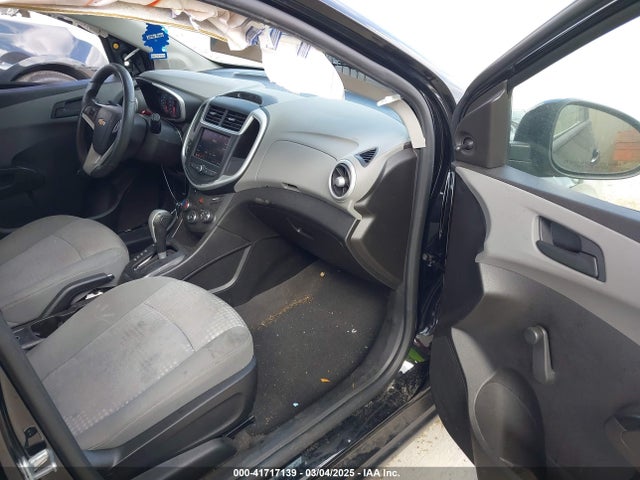 1G1JG6SB1L4135267 Chevrolet Sonic Fwd  1fl 5-door