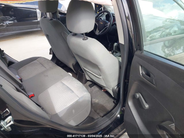 1G1JG6SB1L4135267 Chevrolet Sonic Fwd  1fl 5-door
