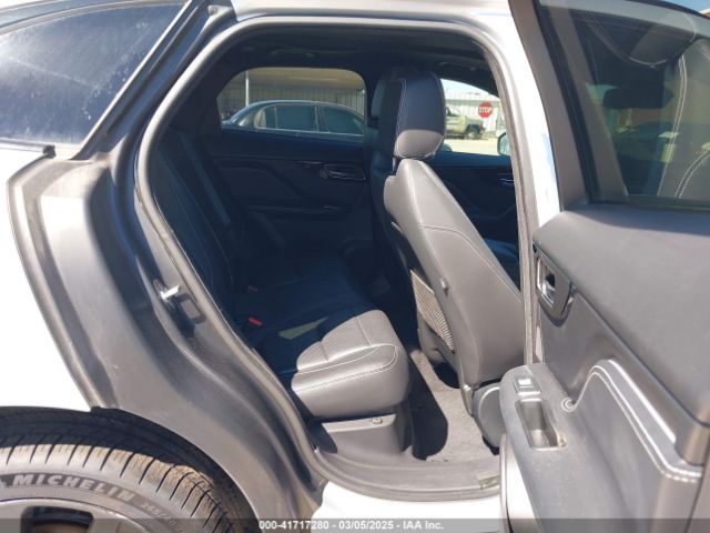 2017 JAGUAR F-PACE SADCL2BV9HA099355 Photo 7