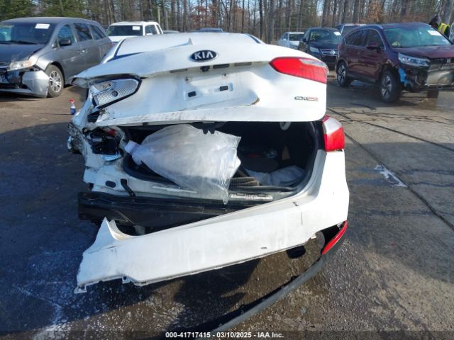 KNAFX4A88E5077496 KIA FORTE EX