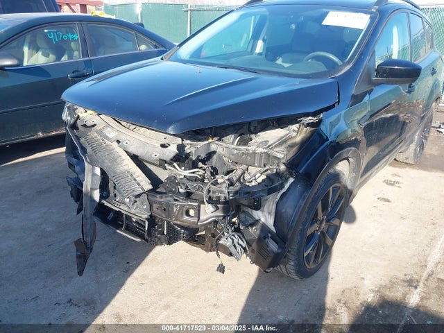 1FMCU0G98HUE15122 Ford ESCAPE SE