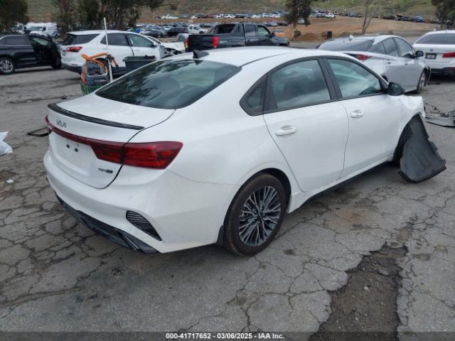 3KPF54AD6RE839935 KIA Forte Gt-line