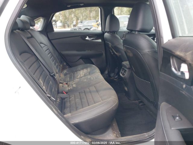 3KPF54AD6RE839935 KIA Forte Gt-line