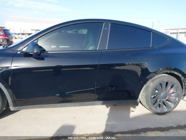 7SAYGDEF6NF532027 Tesla Model Y Performance Dual Motor All-wheel Drive