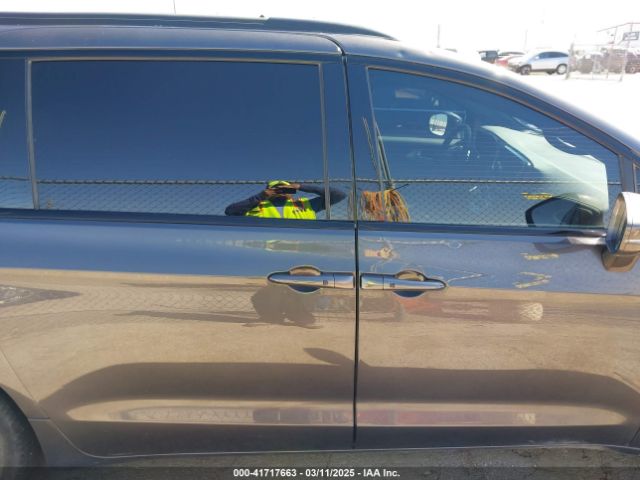 2C4RC1BG4NR226019 Chrysler 2022