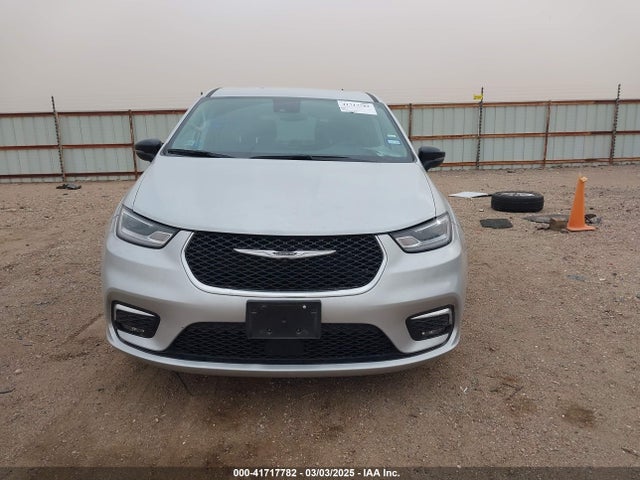 Chrysler Pacifica Touring L 2024 2C4RC1BG0RR143466 Image 13