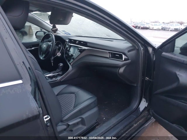 4T1G11AKXLU383083 Toyota CAMRY SE