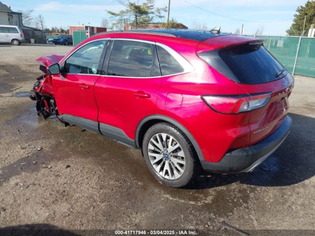 1FMCU9J9XMUA70800 Ford Escape Titanium