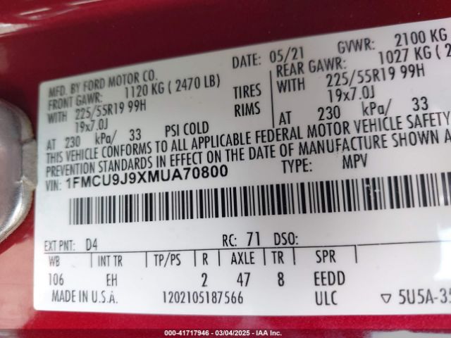 1FMCU9J9XMUA70800 Ford Escape Titanium