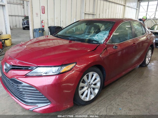 4T1B11HK9JU626766 Toyota CAMRY LE