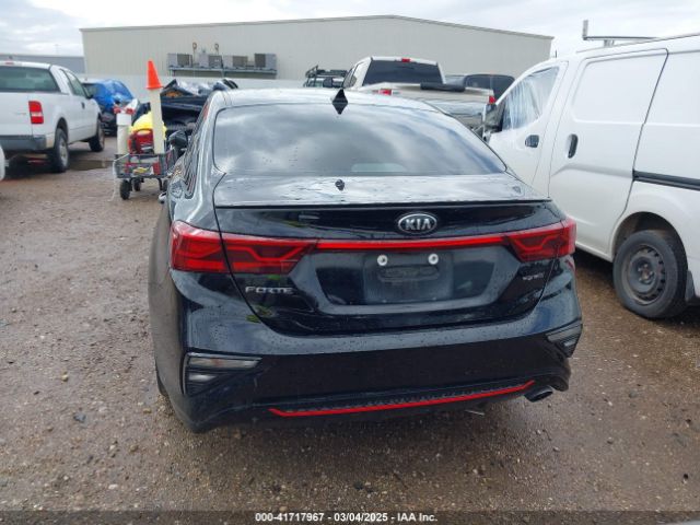 3KPF34AD7ME309438 KIA Forte Gt-line