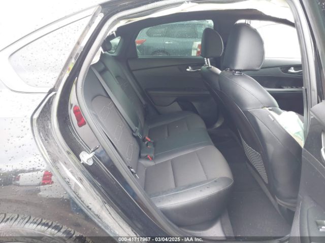 3KPF34AD7ME309438 KIA Forte Gt-line
