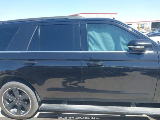 1FMJU1KT8NEA48809 Ford Expedition Limited