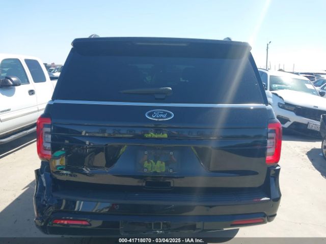 1FMJU1KT8NEA48809 Ford Expedition Limited
