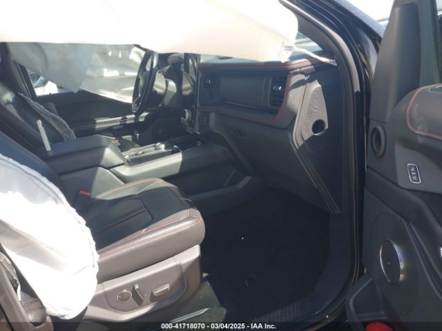 1FMJU1KT8NEA48809 Ford Expedition Limited