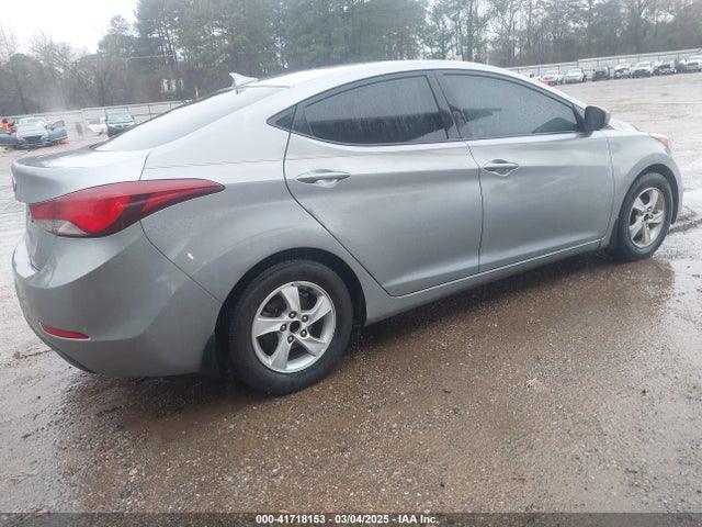 5NPDH4AEXFH617882 Hyundai ELANTRA SE