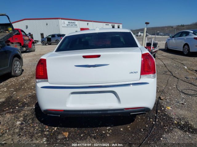 2C3CCAAG2GH211782 Chrysler 300 Limited