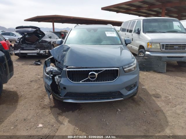 YV4162UK3M2473571 Volvo Xc40 T5 Momentum
