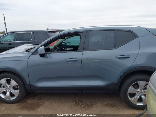 YV4162UK3M2473571 Volvo Xc40 T5 Momentum
