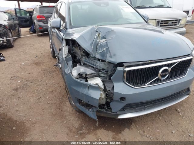 YV4162UK3M2473571 Volvo Xc40 T5 Momentum