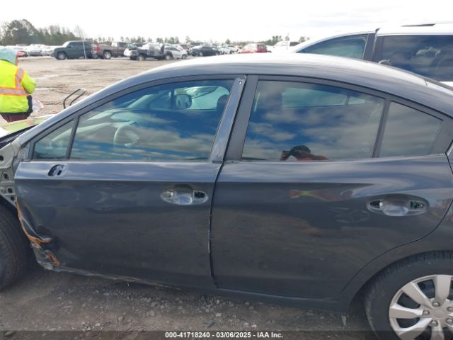 4S3GKAA69J3610724 Subaru Impreza 2.0i