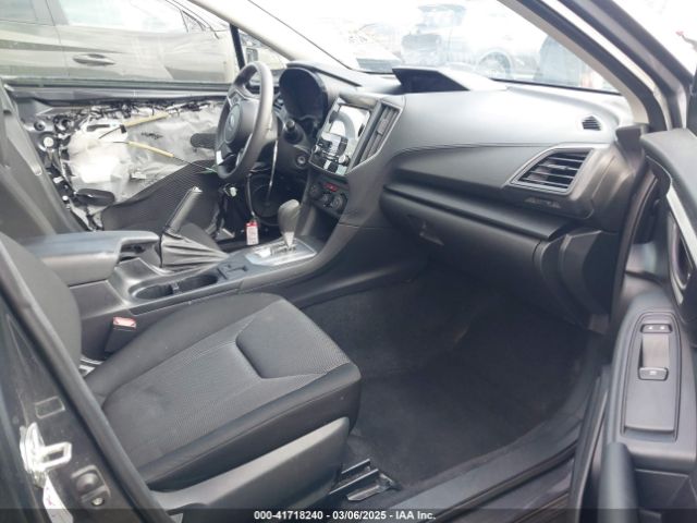 4S3GKAA69J3610724 Subaru Impreza 2.0i