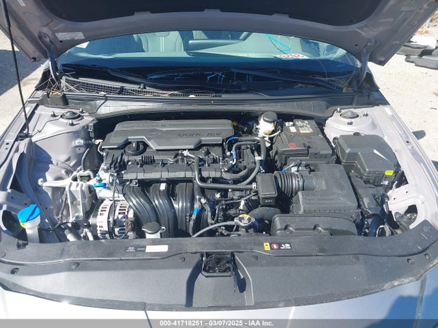 KMHLL4DGXSU886659 Hyundai ELANTRA SE