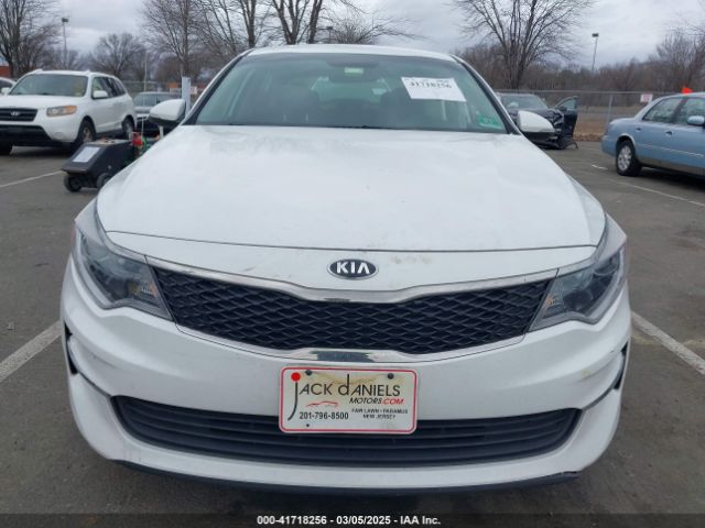 5XXGT4L36JG271647 KIA Optima Lx