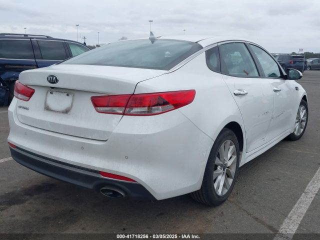 5XXGT4L36JG271647 KIA Optima Lx