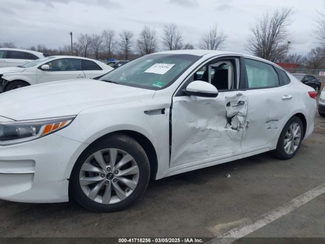 5XXGT4L36JG271647 KIA Optima Lx