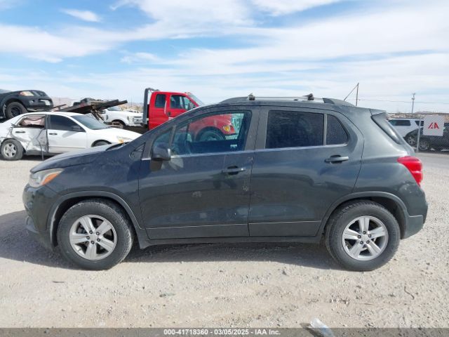 3GNCJLSB3JL237636 Chevrolet Trax Lt