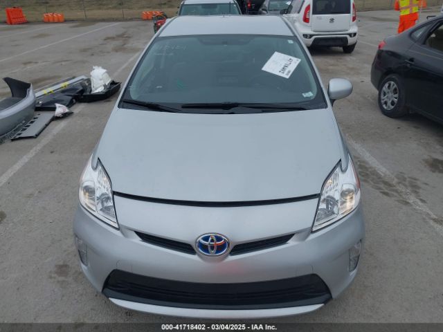 JTDKN3DU8F0431901 Toyota Prius Three