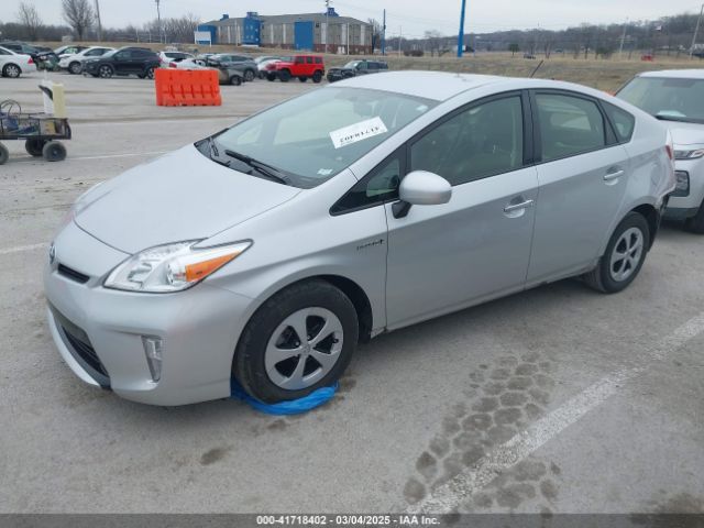 JTDKN3DU8F0431901 Toyota Prius Three