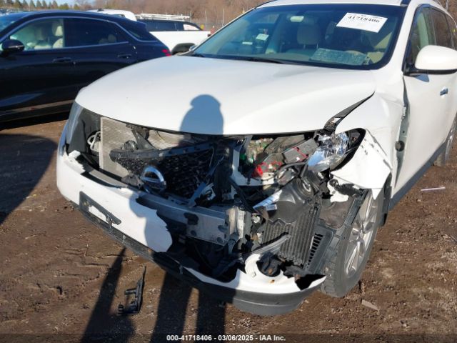 5N1AR2MM1EC705913 Nissan Pathfinder Sv
