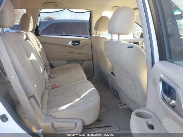 5N1AR2MM1EC705913 Nissan Pathfinder Sv