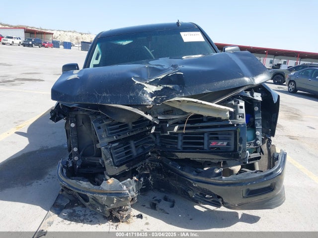 3GCUKREH8EG210945 Chevrolet Silverado 1500 2lt